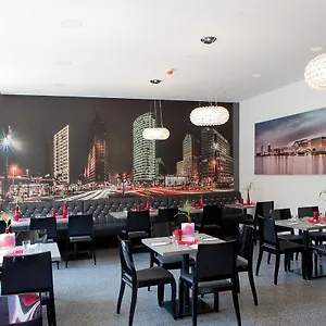Ostkreuz Vandrerhjem Berlin