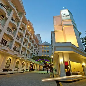 https://flamingo-by-the-lake.kualalumpurs-hotels.com